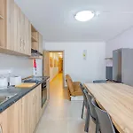 New! Spacious 4-bedroom Duplex By Sf Homes *