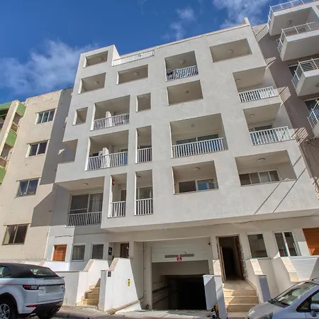 New! Spacious 4-bedroom Duplex By Sf Homes Tal-Hriereb