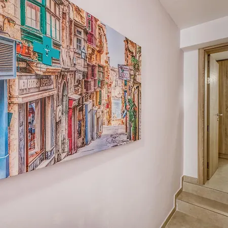 New! Spacious 4-bedroom Duplex By Sf Homes