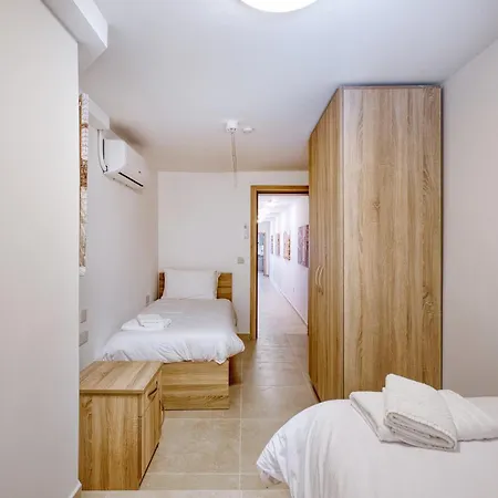 Appartement New! Spacious 4-bedroom Duplex By Sf Homes Tal-Hriereb